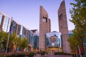 Leia mais sobre o artigo Bolsas de estudo da MacEwan University no Canadá