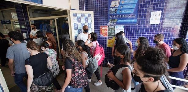 No momento, você está visualizando Que horas fecha o portão no segundo dia do Enem 2023?