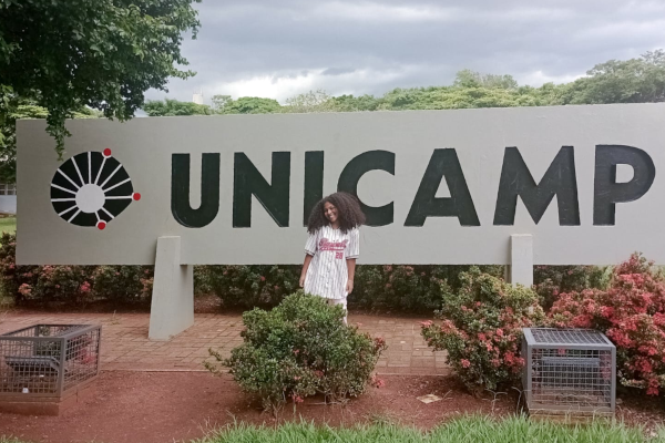 No momento, você está visualizando Aprovada em 5 universidades públicas recomenda estratégia no estudo