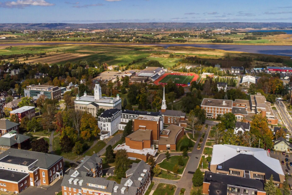 No momento, você está visualizando Bolsas de estudo de graduação da Acadia University, no Canadá